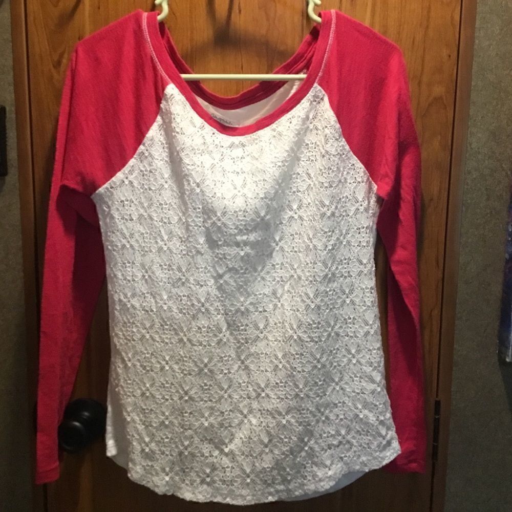 Aeropostale Brand Women’s Long Sleeve Shirt Size Medium in Pink & White